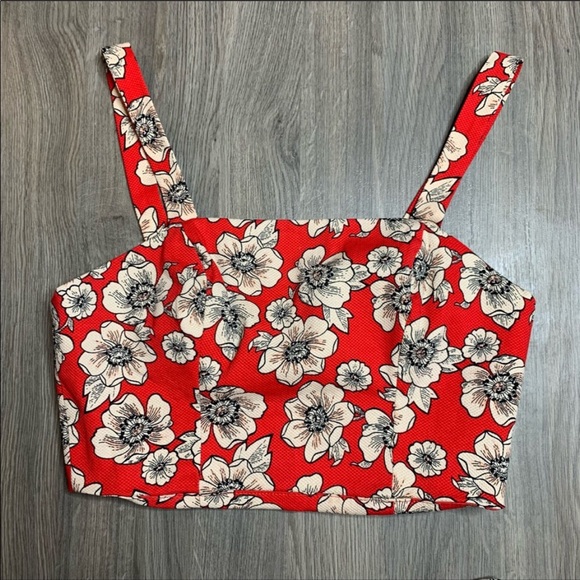 Matching crop tank and pencil skirt - Picture 3 of 6